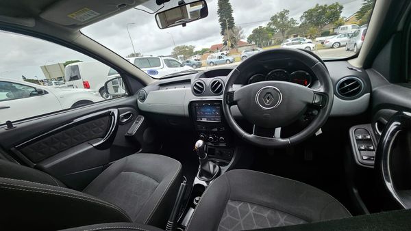 2016-Renault-Duster-16-Dynamique image:13
