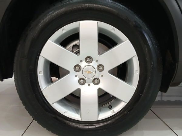 2014-Chevrolet-Captiva-24-LT-Auto image:5