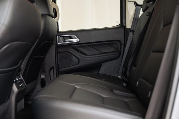 2026-GWM-P-Series-P300-24TD-LTD-4x4-Double-Cab-Auto image:23