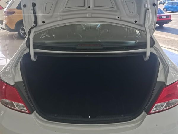 2018-Hyundai-Accent-16-GL-Motion image:9