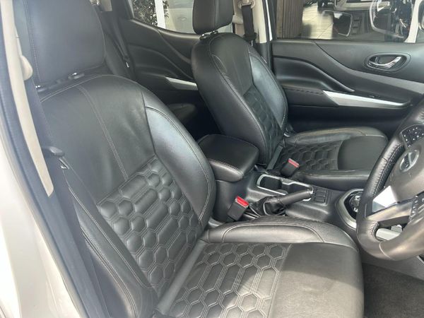 2022-Nissan-Navara-25-DDTi-LE-Auto-Double-Cab image:6