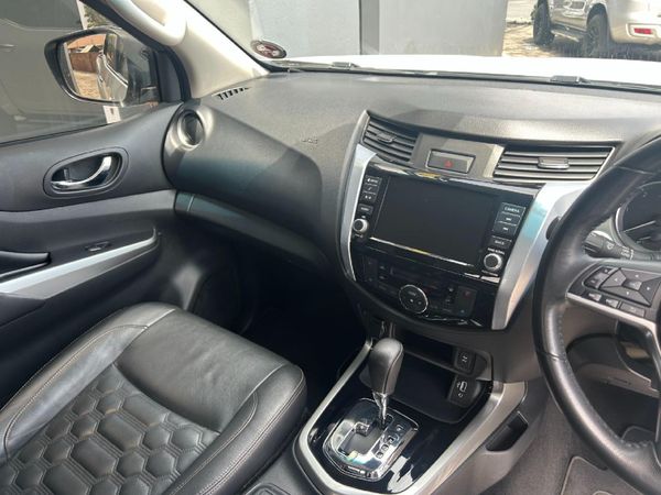 2022-Nissan-Navara-25-DDTi-LE-Auto-Double-Cab image:7