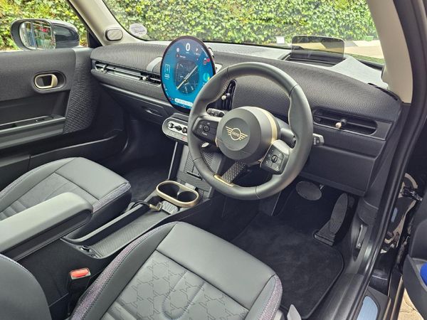 2024-MINI-Hatch-Cooper-S-Auto image:5
