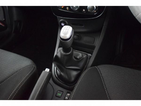 2019-Renault-Clio-IV-900T-Authentique-5-dr-66kW image:12