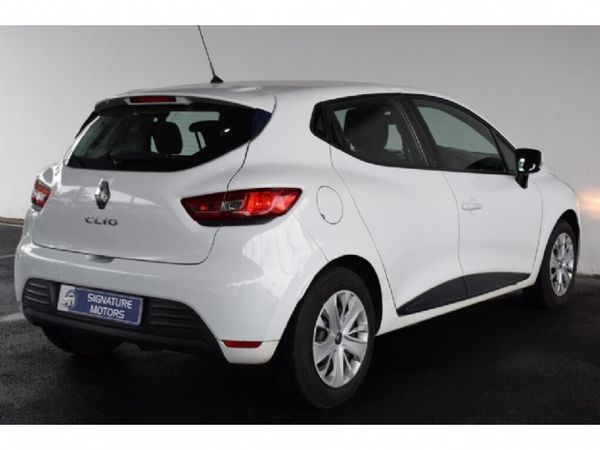 2019-Renault-Clio-IV-900T-Authentique-5-dr-66kW image:4