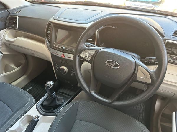 2021-Mahindra-XUV-300-12T-W6 image:7