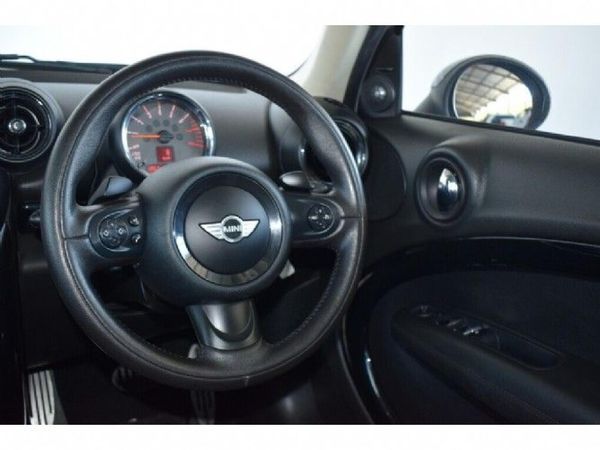 2015-MINI-Countryman-Cooper-S-Auto image:11