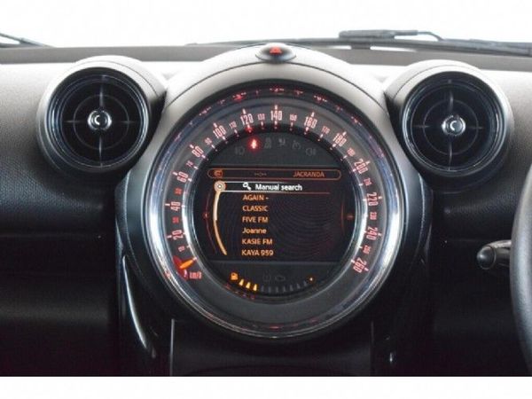 2015-MINI-Countryman-Cooper-S-Auto image:14
