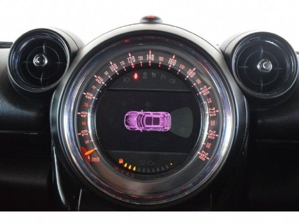 2015-MINI-Countryman-Cooper-S-Auto image:15