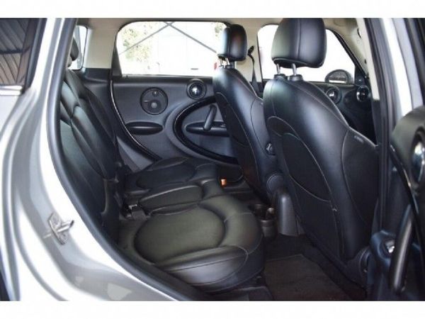 2015-MINI-Countryman-Cooper-S-Auto image:8