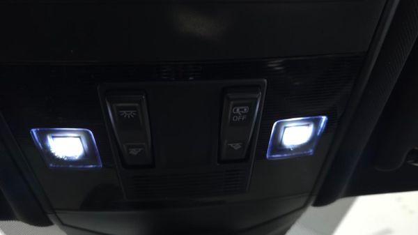 2026-Volkswagen-T-Cross-10-TSI-R-Line-Auto image:27