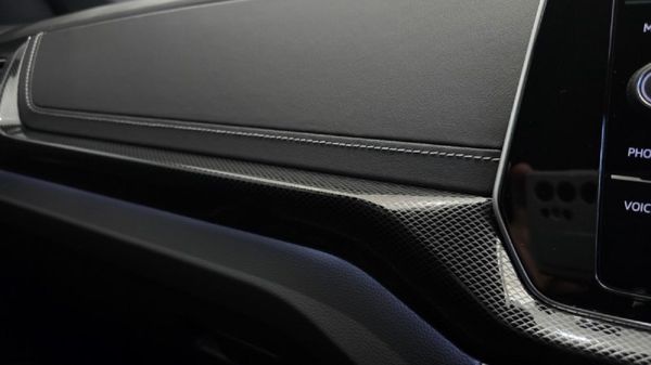 2026-Volkswagen-T-Cross-10-TSI-R-Line-Auto image:28