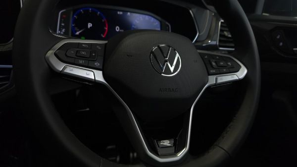 2026-Volkswagen-T-Cross-10-TSI-R-Line-Auto image:8