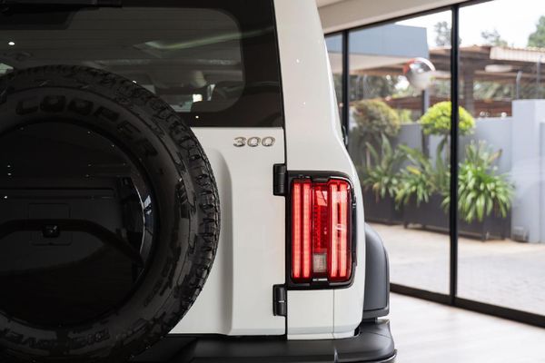 2026-GWM-Tank-300-24TD-Super-Luxury-4x4-Auto image:6