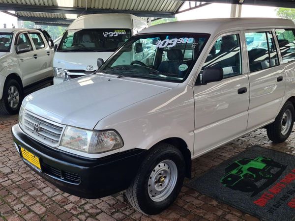 Used Toyota Condor 2000i Estate for sale in North West Province - Cars ...
