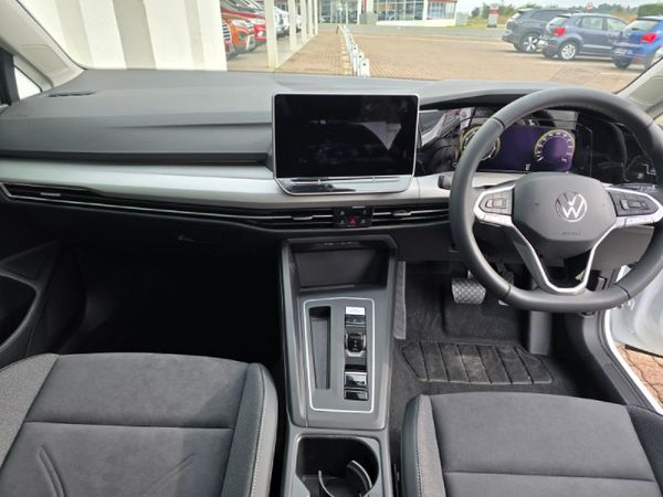 2025-Volkswagen-Golf-14-TSI-Life-Auto-110kw image:16