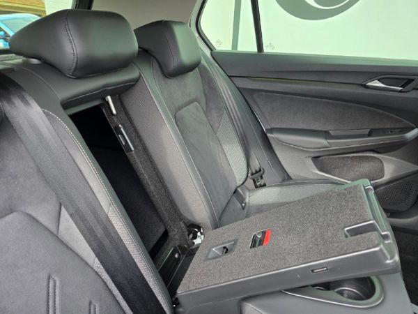 2025-Volkswagen-Golf-14-TSI-Life-Auto-110kw image:21