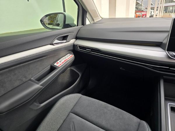 2025-Volkswagen-Golf-14-TSI-Life-Auto-110kw image:23
