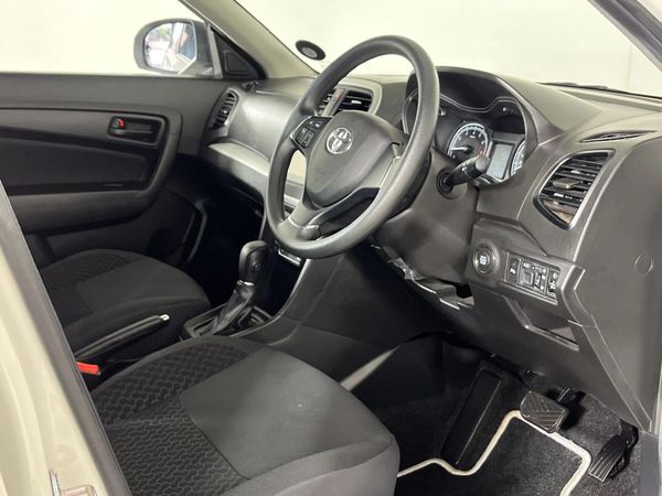 2022-Toyota-Urban-Cruiser-15-Xs-Auto image:9