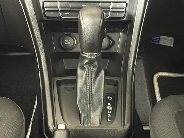 2022-Toyota-Urban-Cruiser-15-Xs-Auto image:10