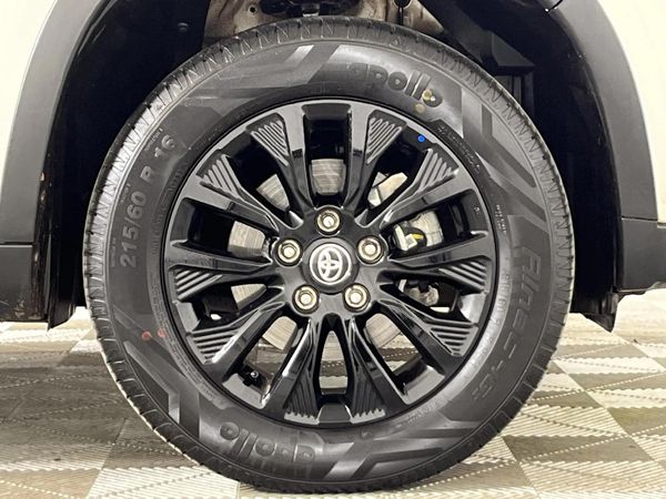 2022-Toyota-Urban-Cruiser-15-Xs-Auto image:5