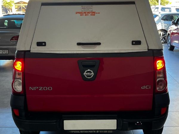 2017-Nissan-NP200-15-dCi-ICE image:4