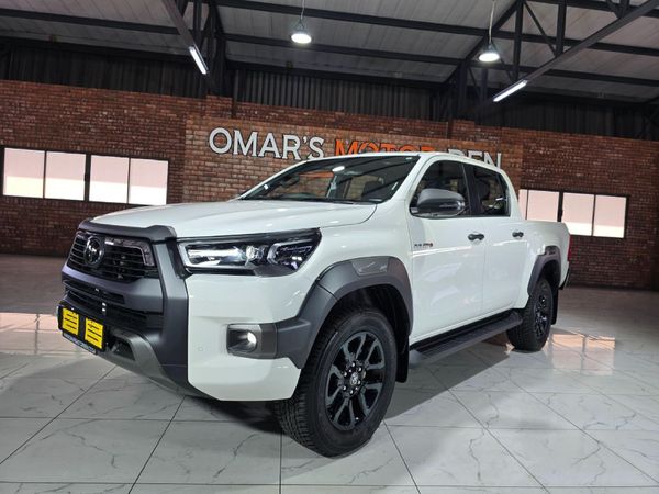 2025-Toyota-Hilux-28-GD-6-Raised-Body-Legend-Auto-Double-Cab image:1