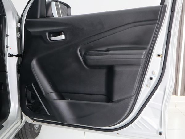 2024-Toyota-Vitz-10-XR image:7
