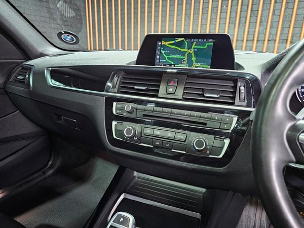 2020-BMW-2-Series-220i-Coupe-Sport-Line-Shadow-Edition image:13