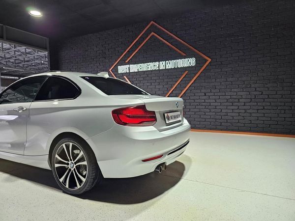 2020-BMW-2-Series-220i-Coupe-Sport-Line-Shadow-Edition image:26