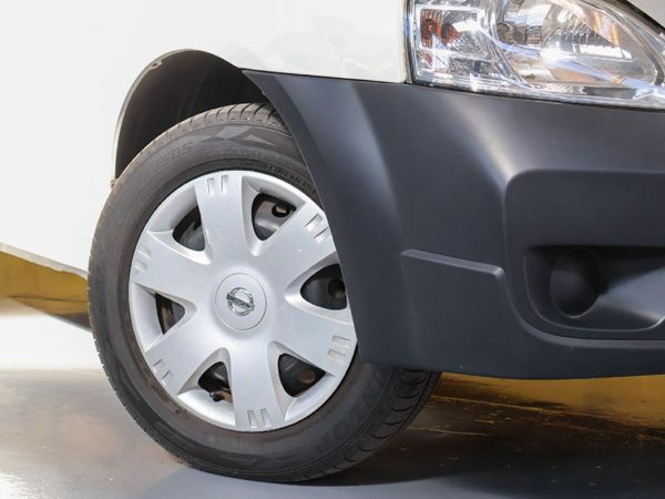 2021-Nissan-NP200-15-dCi-Safety-Pack image:5