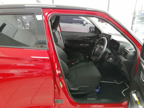 2025-Suzuki-Swift-12-GL-Auto image:8