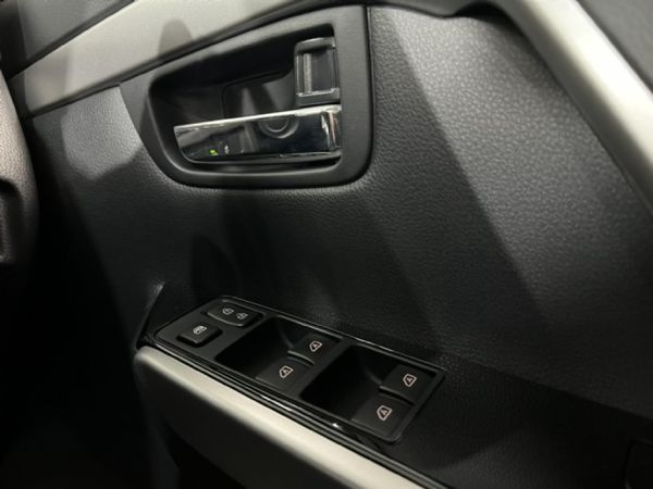 2026-Mitsubishi-Pajero-Sport-24D-4x4-Auto image:12