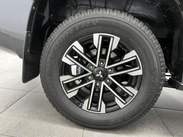 2026-Mitsubishi-Pajero-Sport-24D-4x4-Auto image:14