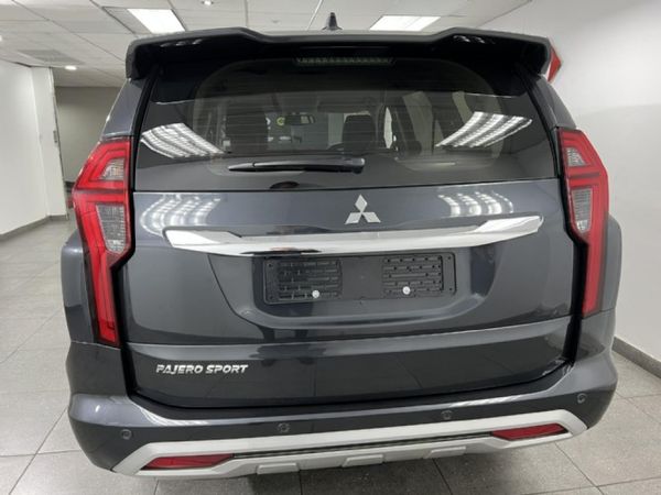 2026-Mitsubishi-Pajero-Sport-24D-4x4-Auto image:3