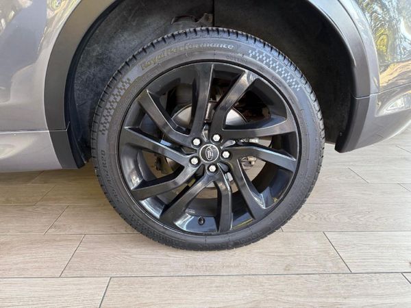 2018-Land-Rover-Discovery-20-HSE image:2