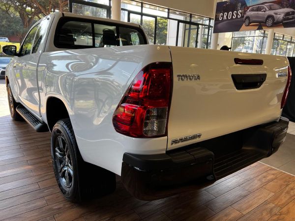 2026-Toyota-Hilux-24-GD-6-EC-6MT image:5