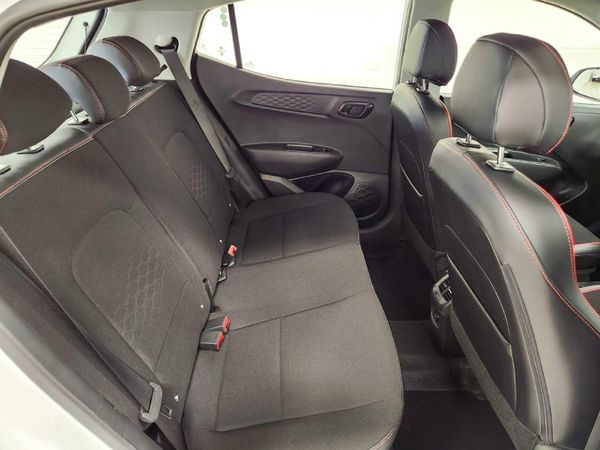 2025-Hyundai-Grand-i10-10-Fluid image:16