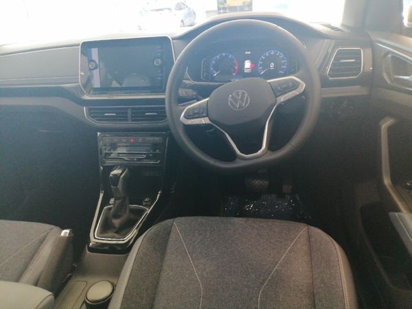 2025-Volkswagen-T-Cross-10-TSI-Style-Auto image:4