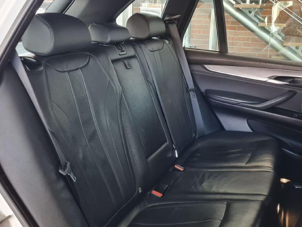 2015-BMW-X5-xDrive30d-M-Sport-Auto image:5