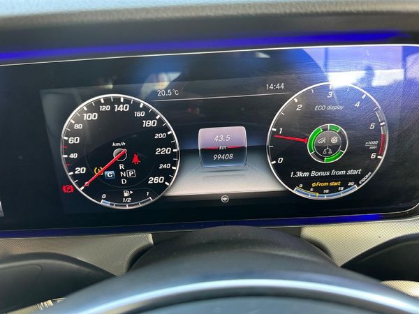 2017-Mercedes-Benz-E-Class-E-220d-Coupe image:11