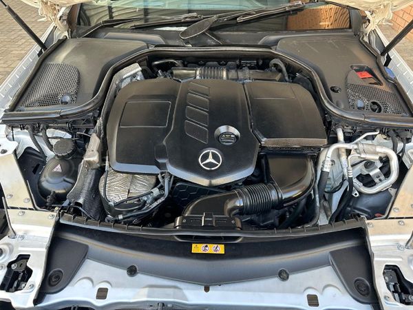 2017-Mercedes-Benz-E-Class-E-220d-Coupe image:18