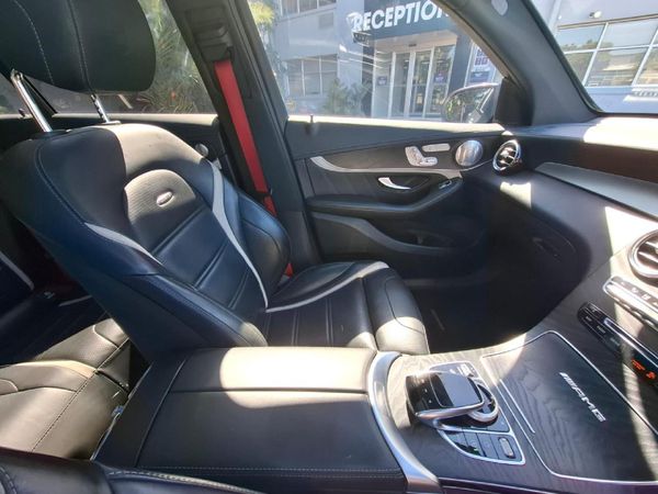 2019-Mercedes-AMG-GLC-63-S-AMG-4Matic image:14