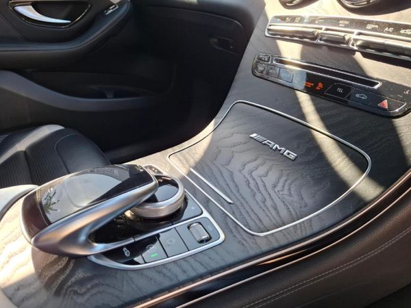 2019-Mercedes-AMG-GLC-63-S-AMG-4Matic image:15