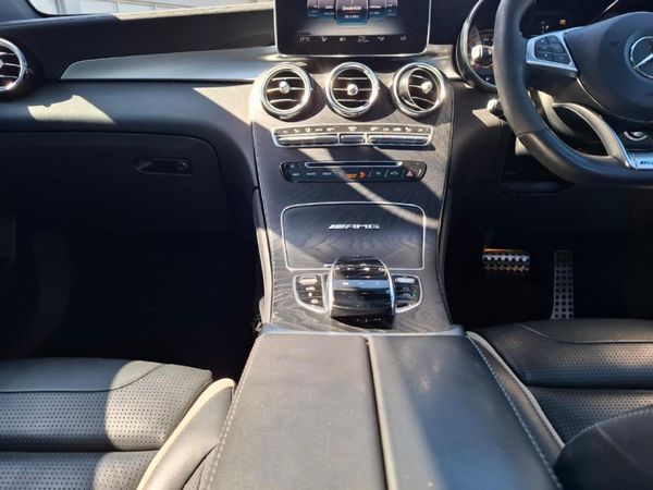 2019-Mercedes-AMG-GLC-63-S-AMG-4Matic image:20