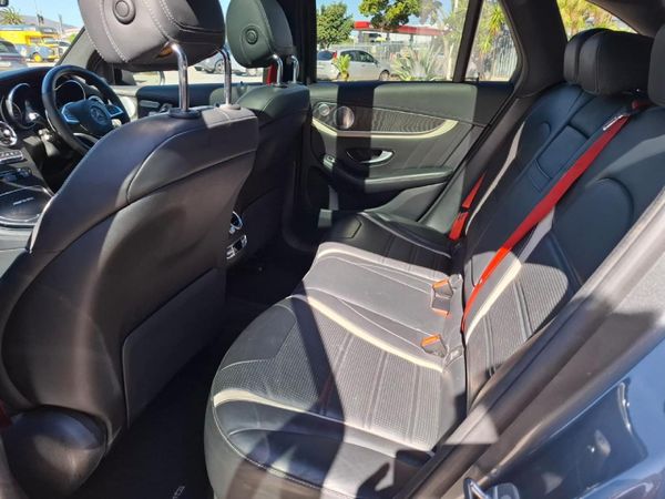 2019-Mercedes-AMG-GLC-63-S-AMG-4Matic image:25