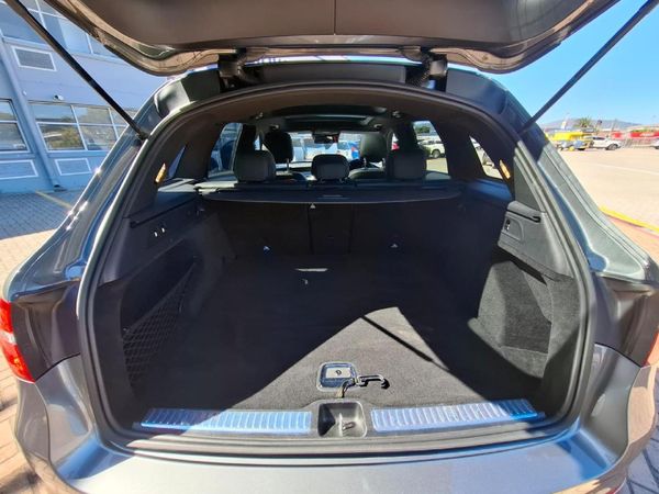 2019-Mercedes-AMG-GLC-63-S-AMG-4Matic image:26