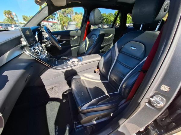 2019-Mercedes-AMG-GLC-63-S-AMG-4Matic image:28
