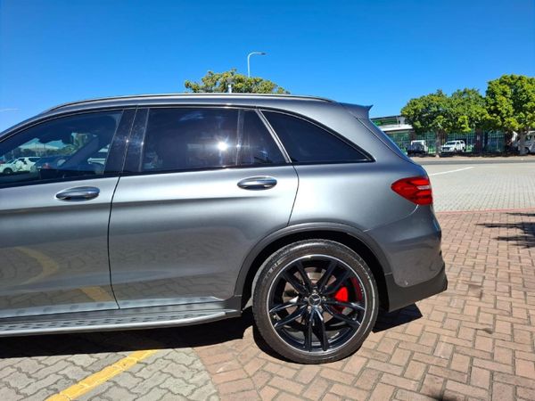 2019-Mercedes-AMG-GLC-63-S-AMG-4Matic image:4