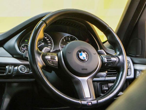 2014-BMW-X5-M50d image:15